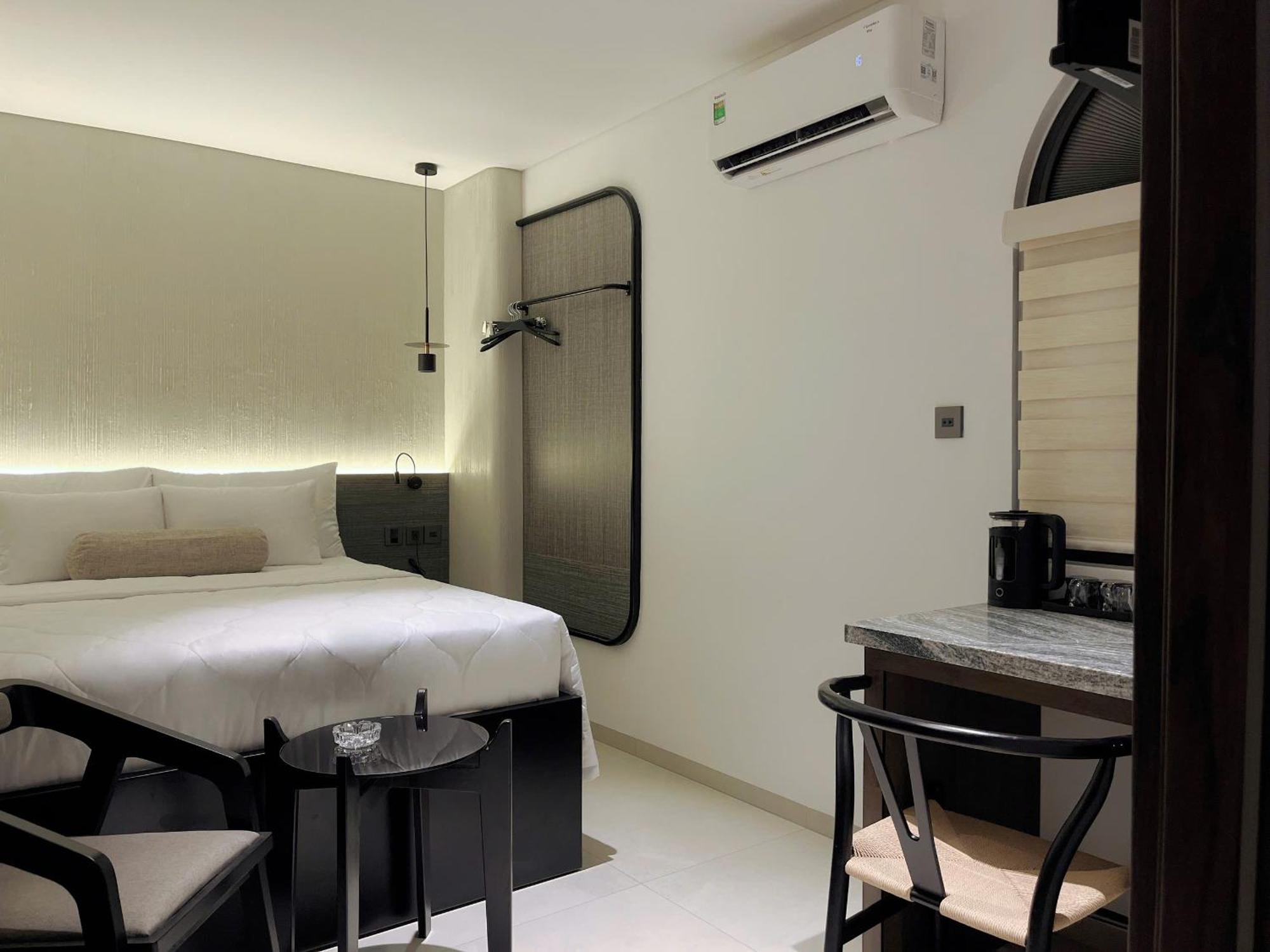 Khách sạn Dong Nhu 6 *